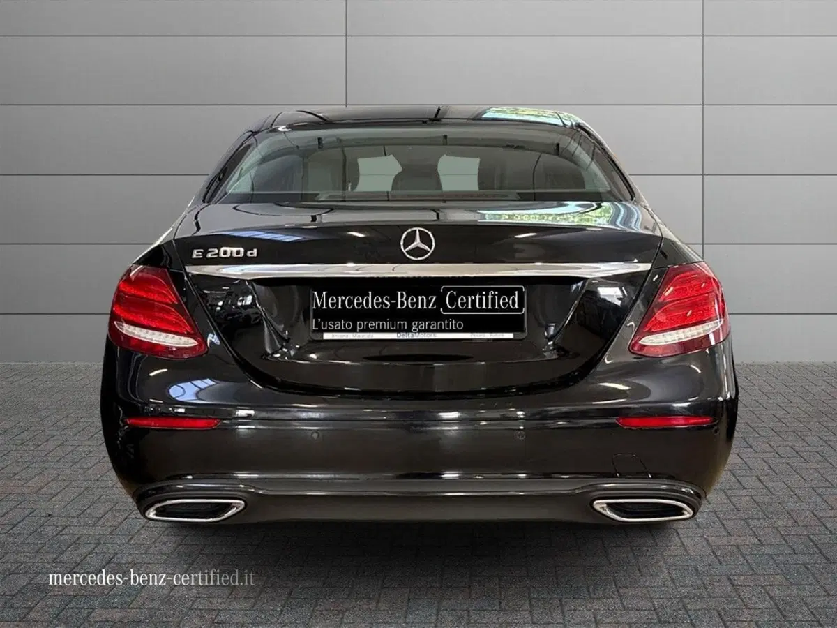 Mercedes-Benz Classe E usata a Macerata (4)