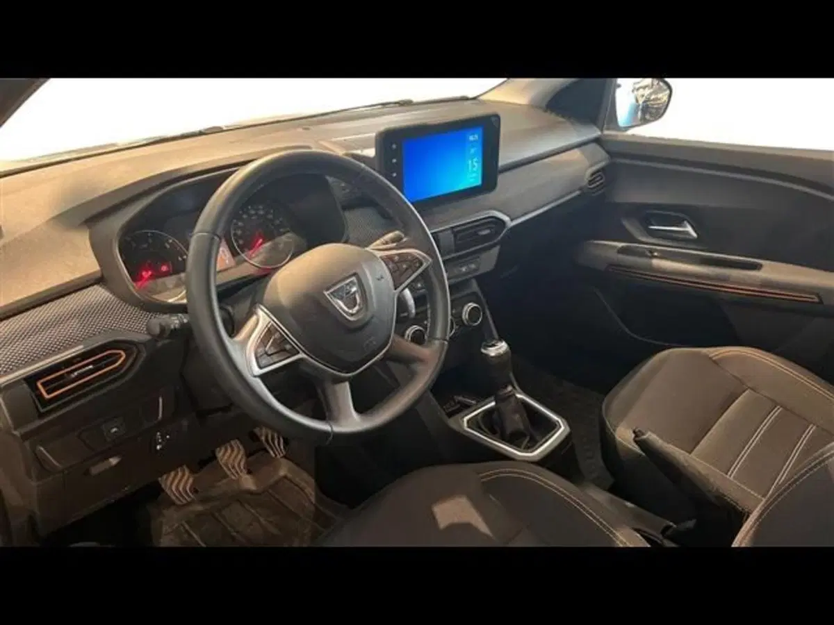 Dacia Sandero usata a Firenze (9)