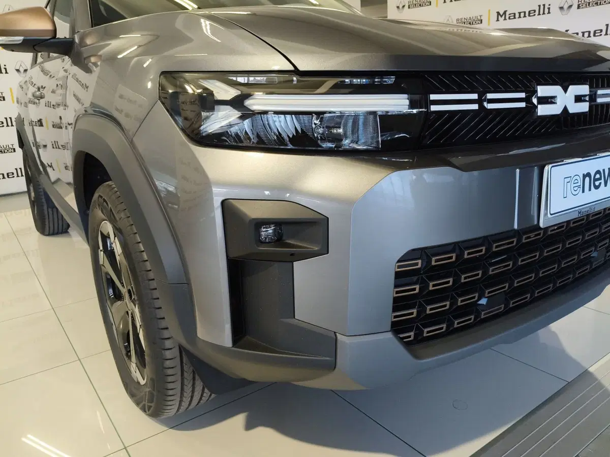 Dacia Bigster nuova a Brescia (15)