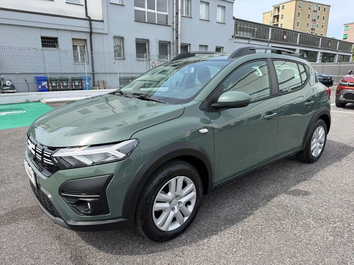 Dacia Sandero usata a Brescia (7)