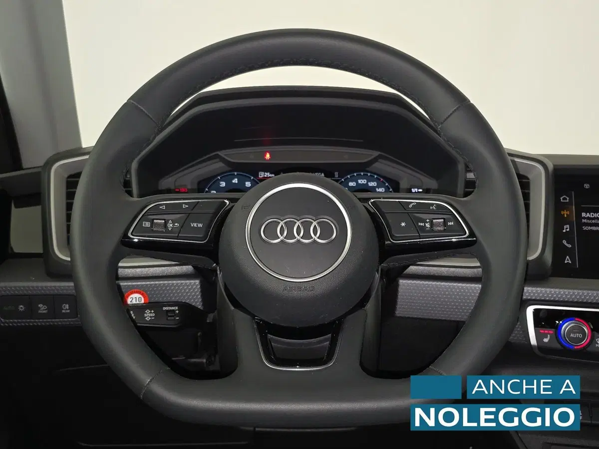 Audi A1 allstreet usata a Alessandria (12)