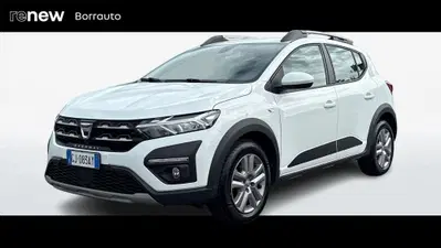 Dacia Sandero Stepway 1.0 TCe 90 CV Comfort del 2022 usata a Montebelluna