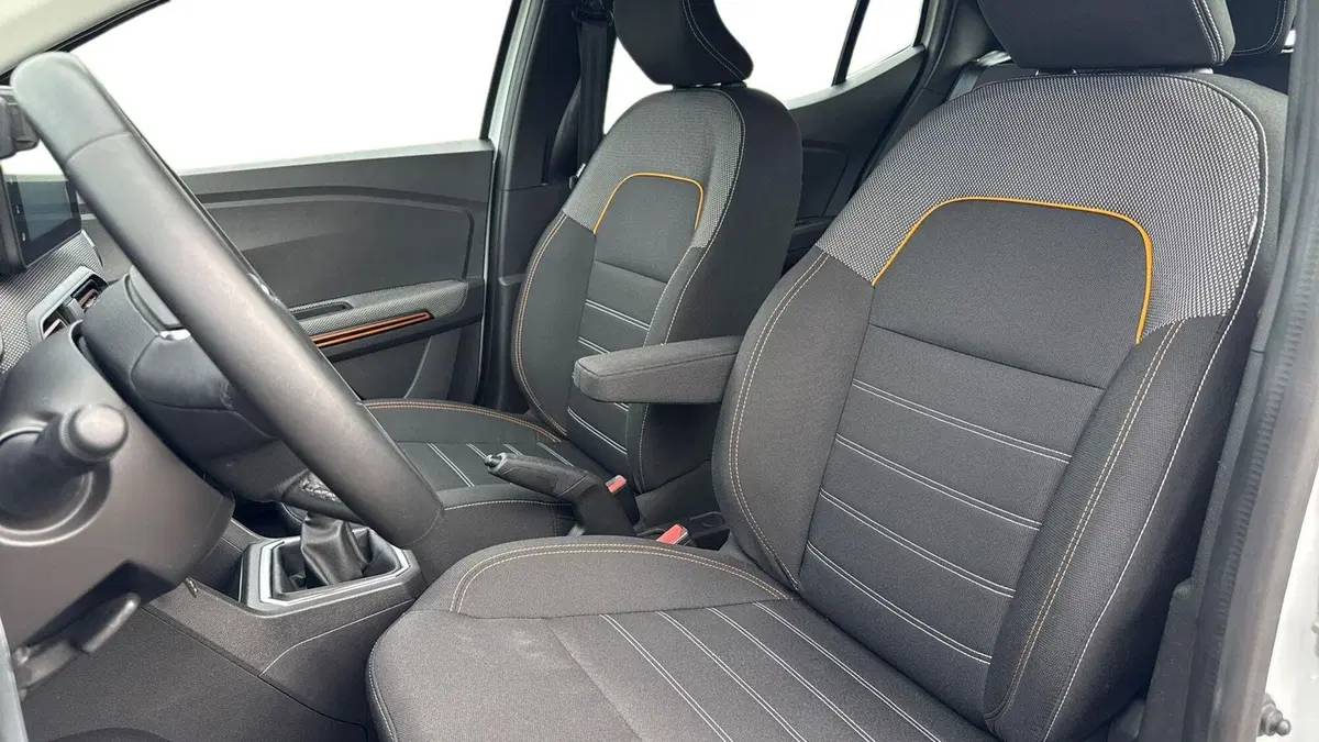 Dacia Sandero usata a Treviso (11)