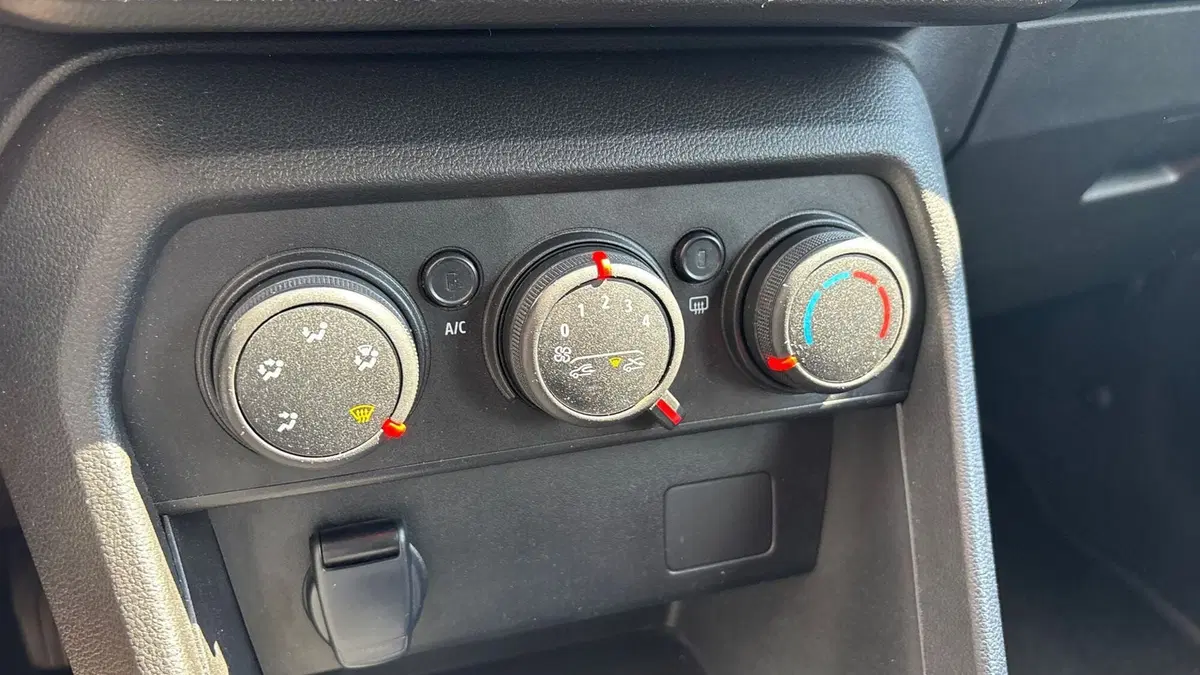 Dacia Sandero usata a Treviso (16)