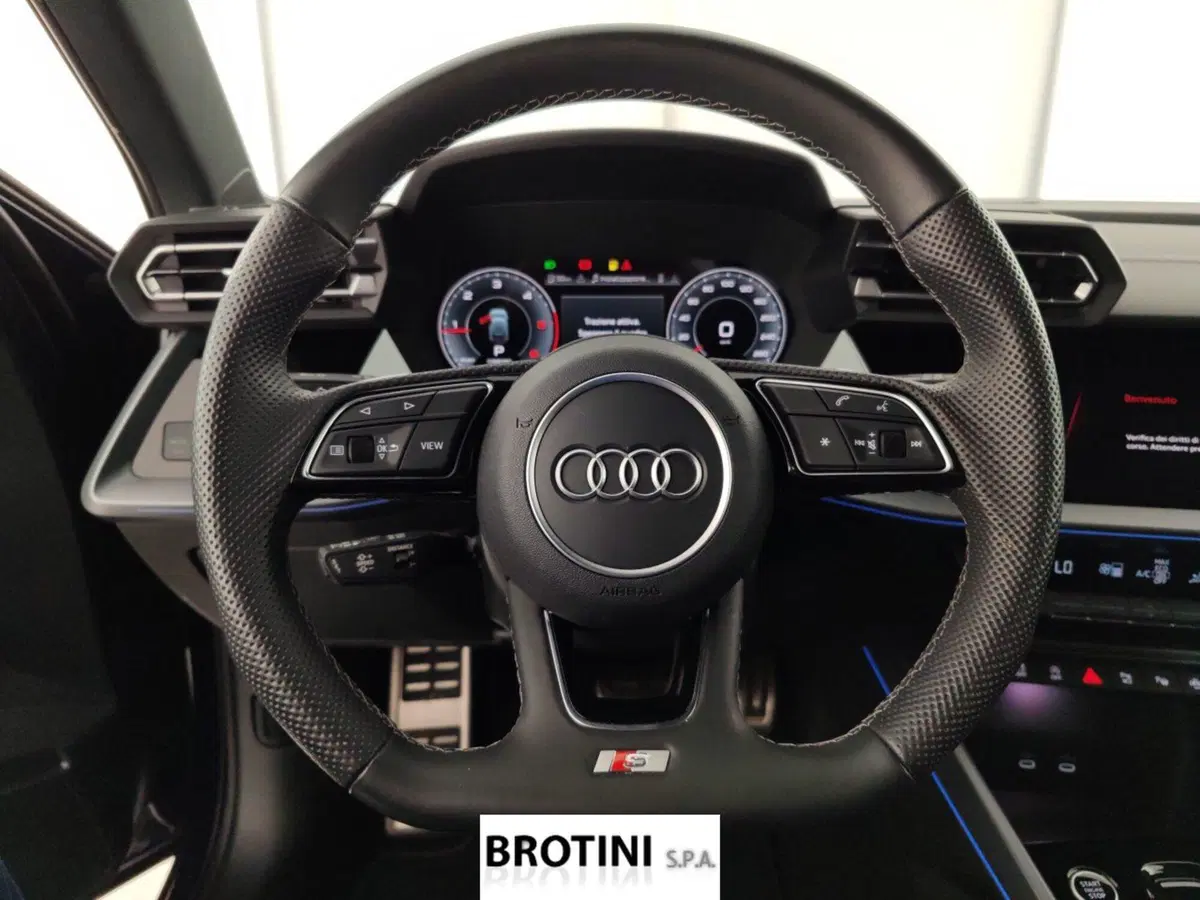 Audi A3 Sportback usata a Massa-Carrara (13)