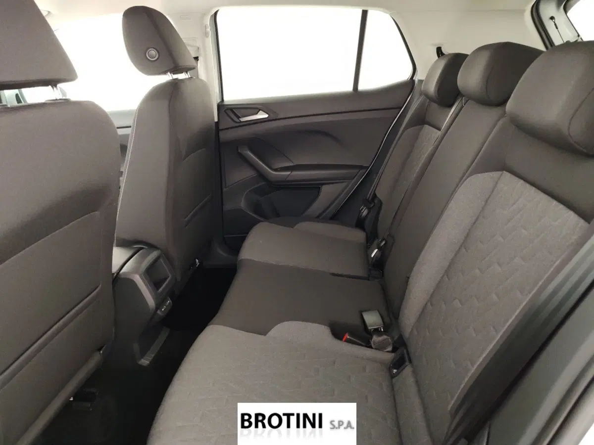 Volkswagen T-Cross nuova a Massa-Carrara (10)