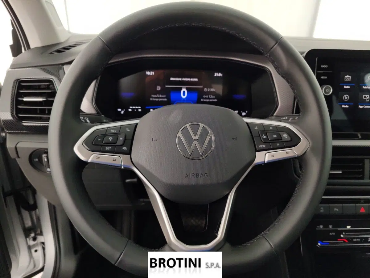 Volkswagen T-Cross nuova a Massa-Carrara (14)