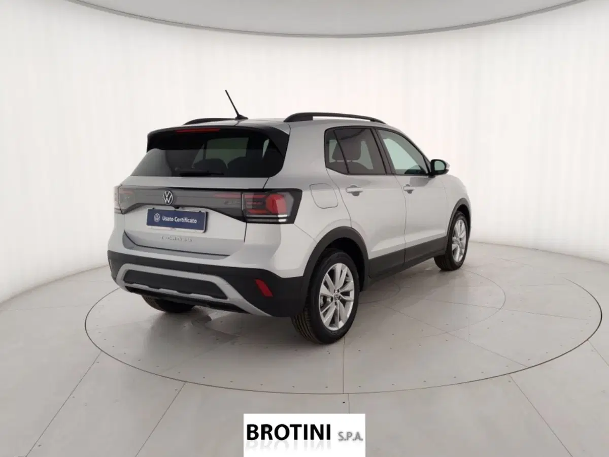 Volkswagen T-Cross nuova a Massa-Carrara (3)