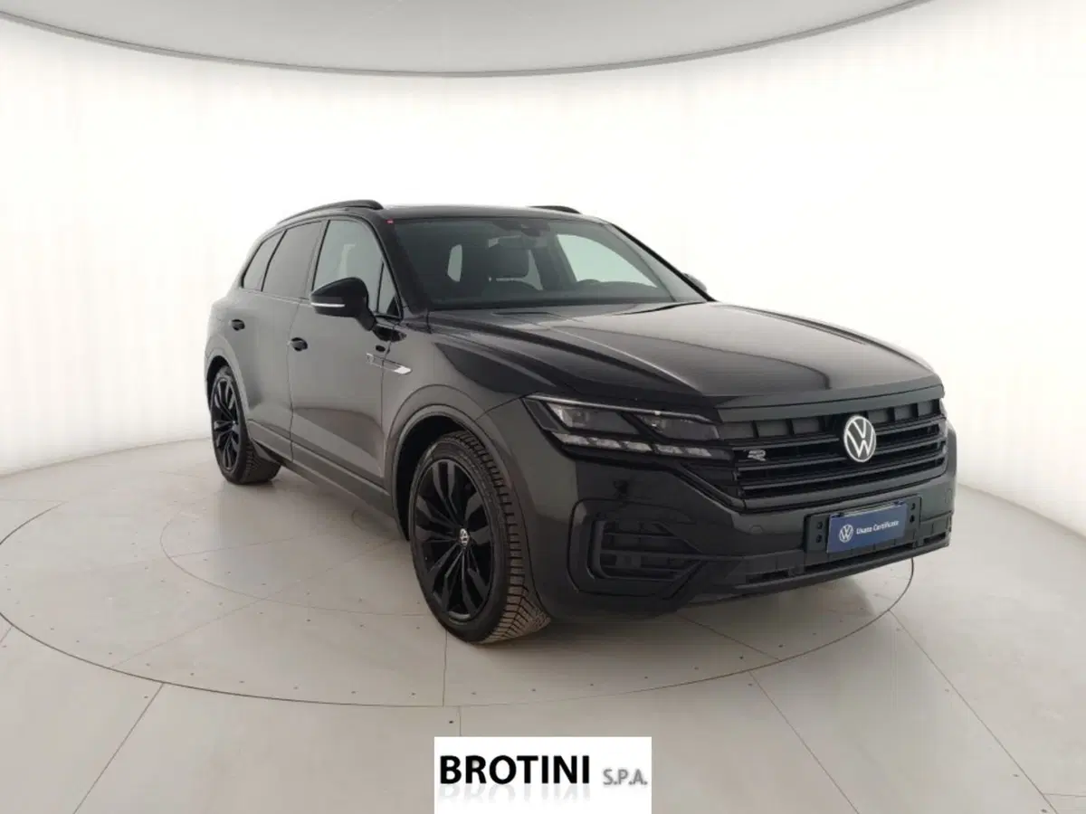 Volkswagen Touareg usata a Massa-Carrara (4)
