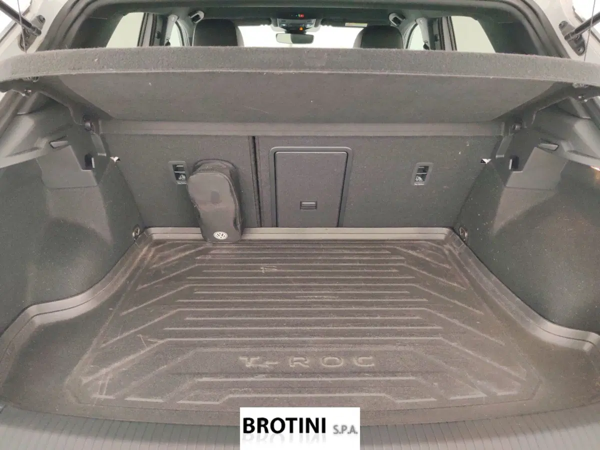 Volkswagen T-Roc usata a Massa-Carrara (15)