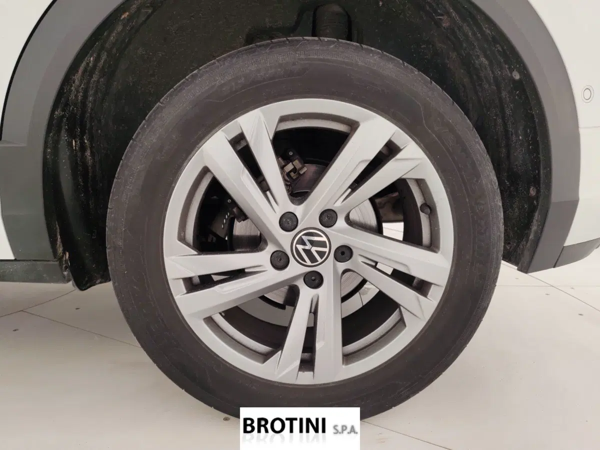Volkswagen T-Roc usata a Massa-Carrara (6)