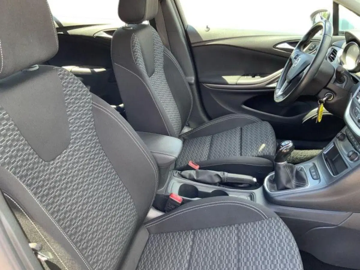 Opel Astra Station Wagon usata a Perugia (12)