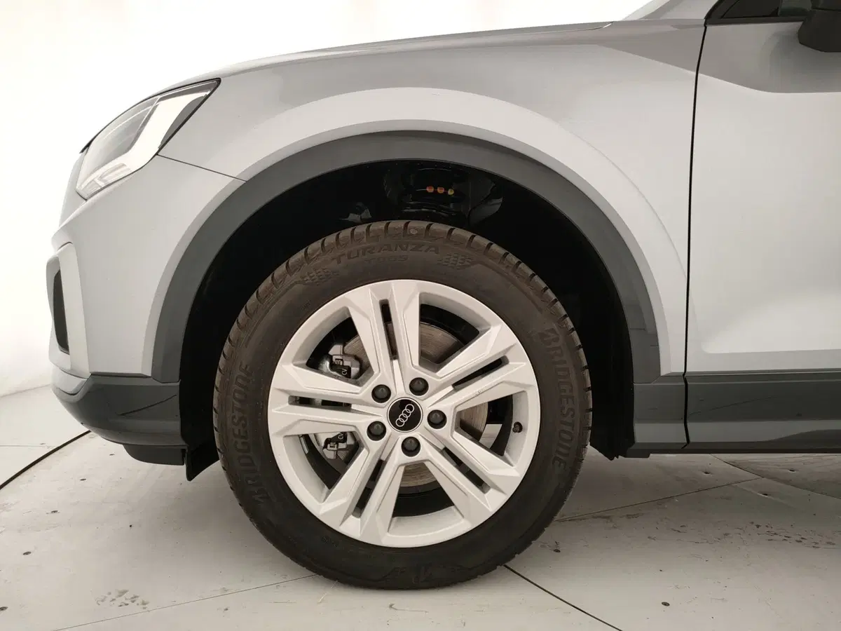 Audi Q2 nuova a Napoli (6)