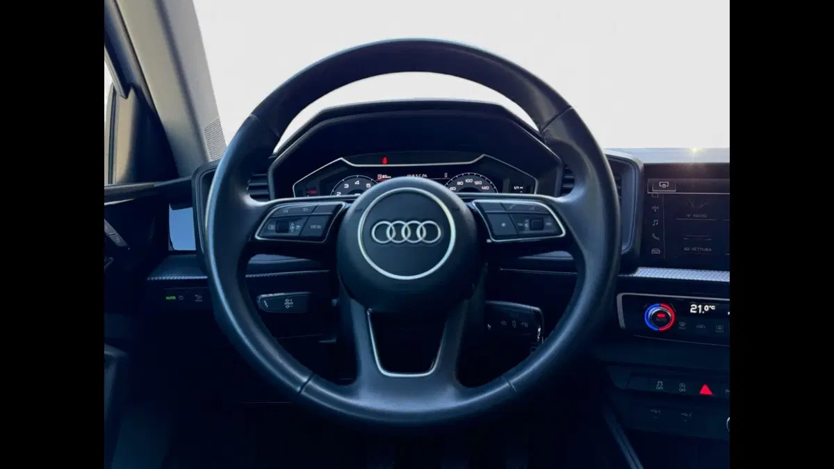 Audi A1 allstreet usata a Palermo (11)