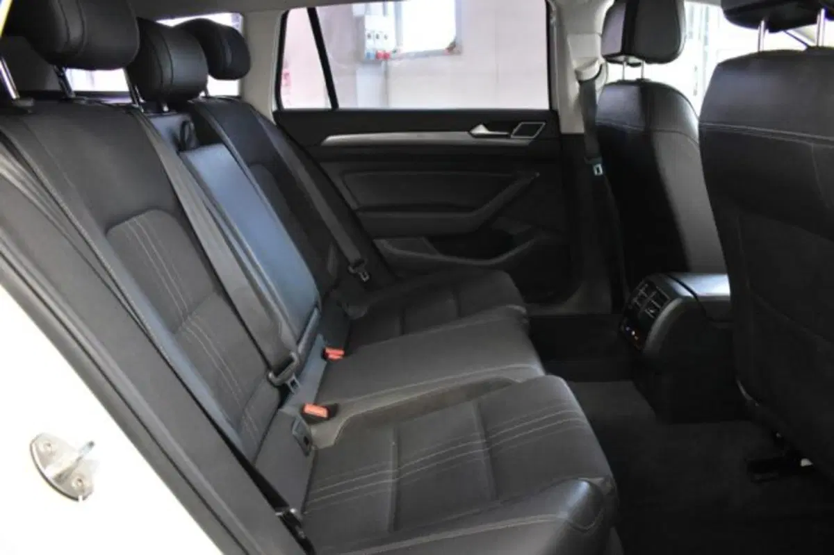 Volkswagen Passat Variant usata a Perugia (19)