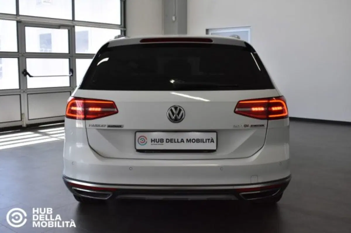 Volkswagen Passat Variant usata a Perugia (5)