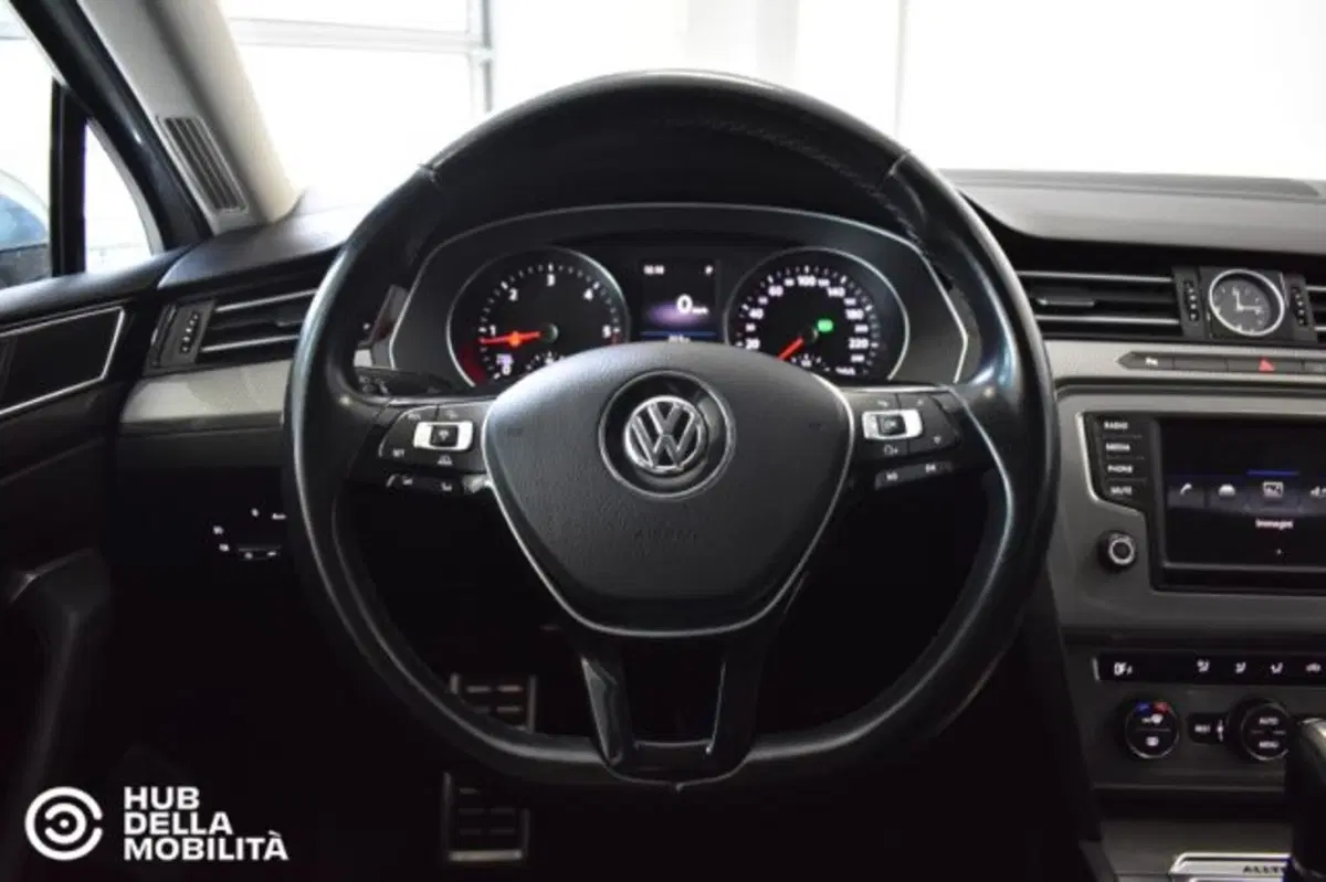 Volkswagen Passat Variant usata a Perugia (9)
