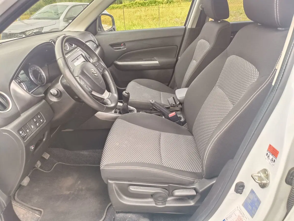 Suzuki Vitara usata a Pistoia (11)