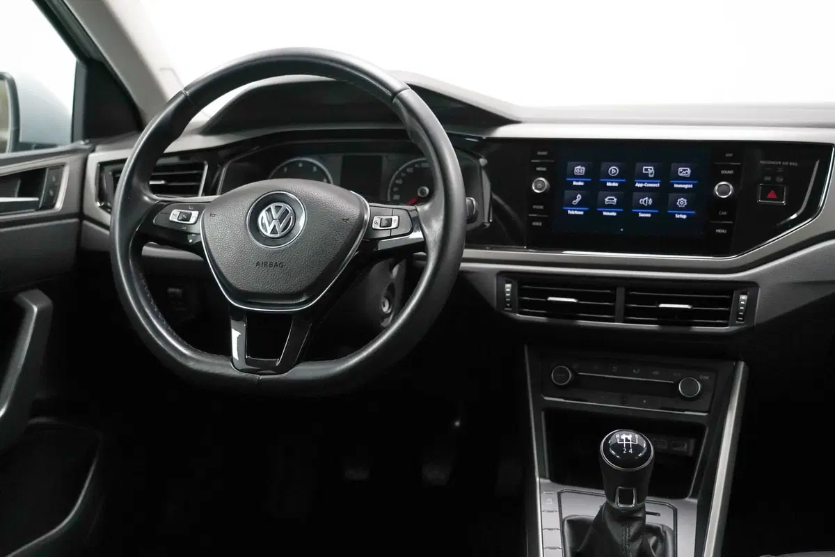Volkswagen Polo usata a Varese (9)