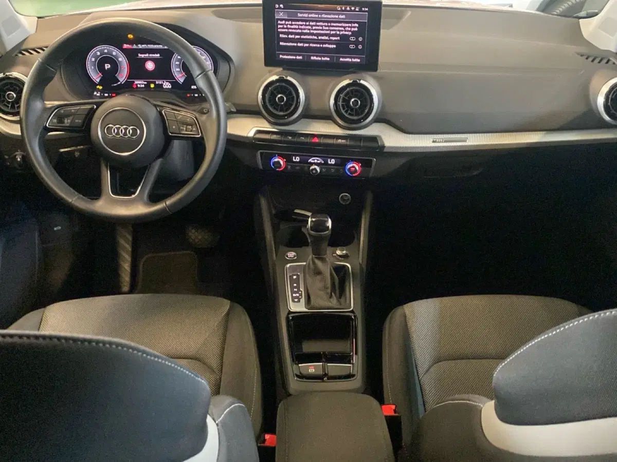 Audi Q2 usata a Reggio Calabria (10)