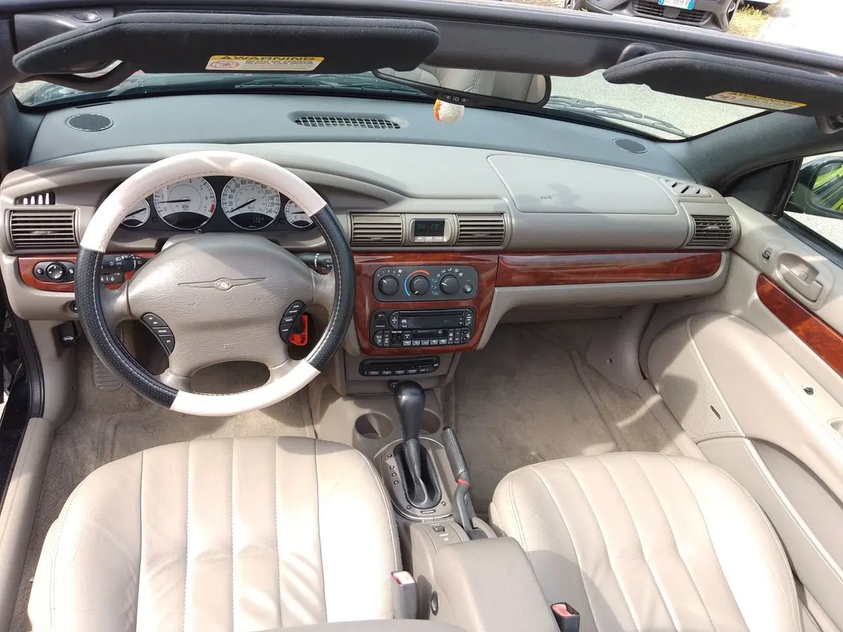 Chrysler Sebring usata a Rimini (11)