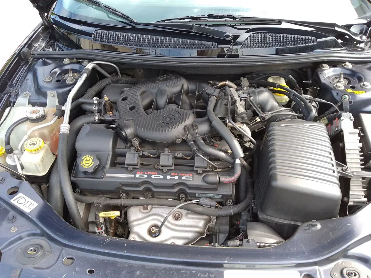 Chrysler Sebring usata a Rimini (8)