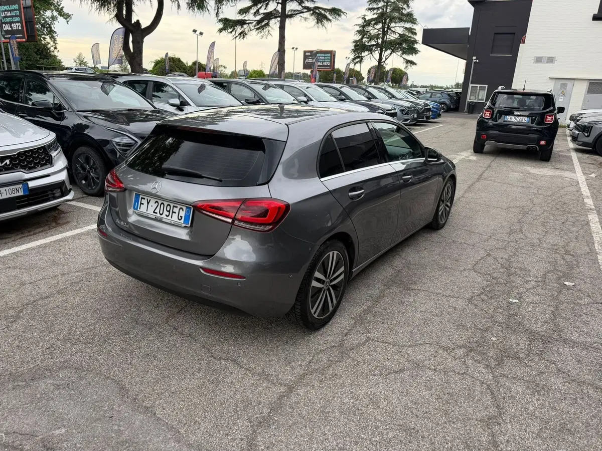 Mercedes-Benz Classe A Sedan usata a Rimini (4)