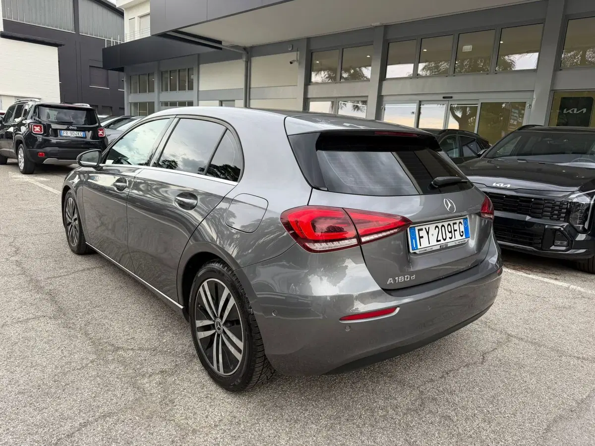 Mercedes-Benz Classe A Sedan usata a Rimini (5)