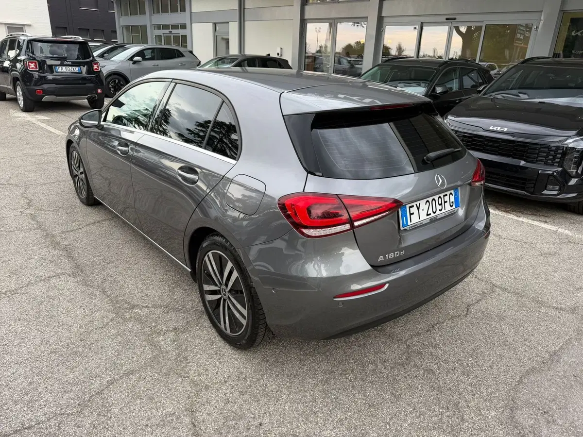 Mercedes-Benz Classe A Sedan usata a Rimini (9)