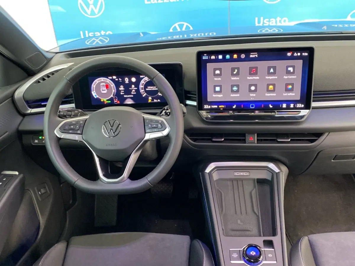 Volkswagen T-Roc nuova a Lodi (8)