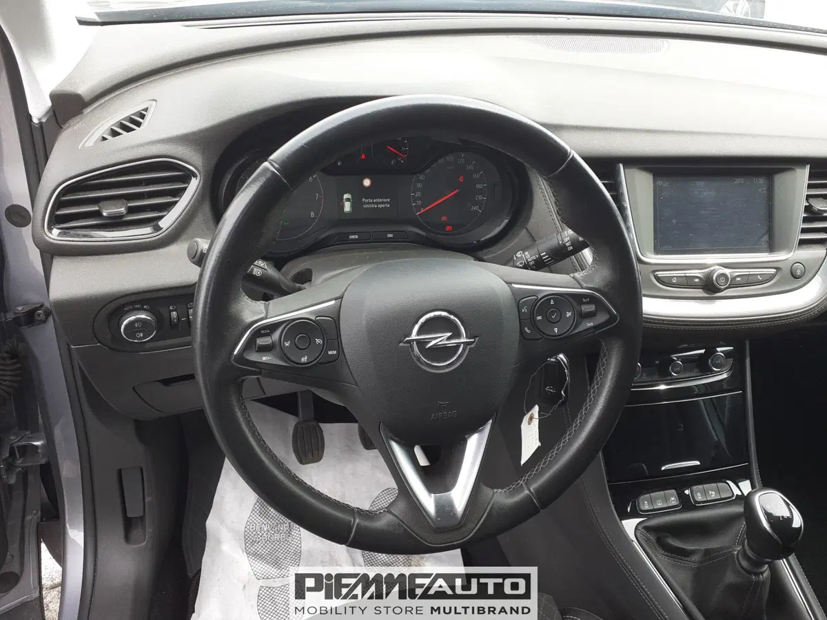 Opel Grandland X usata a Parma (12)