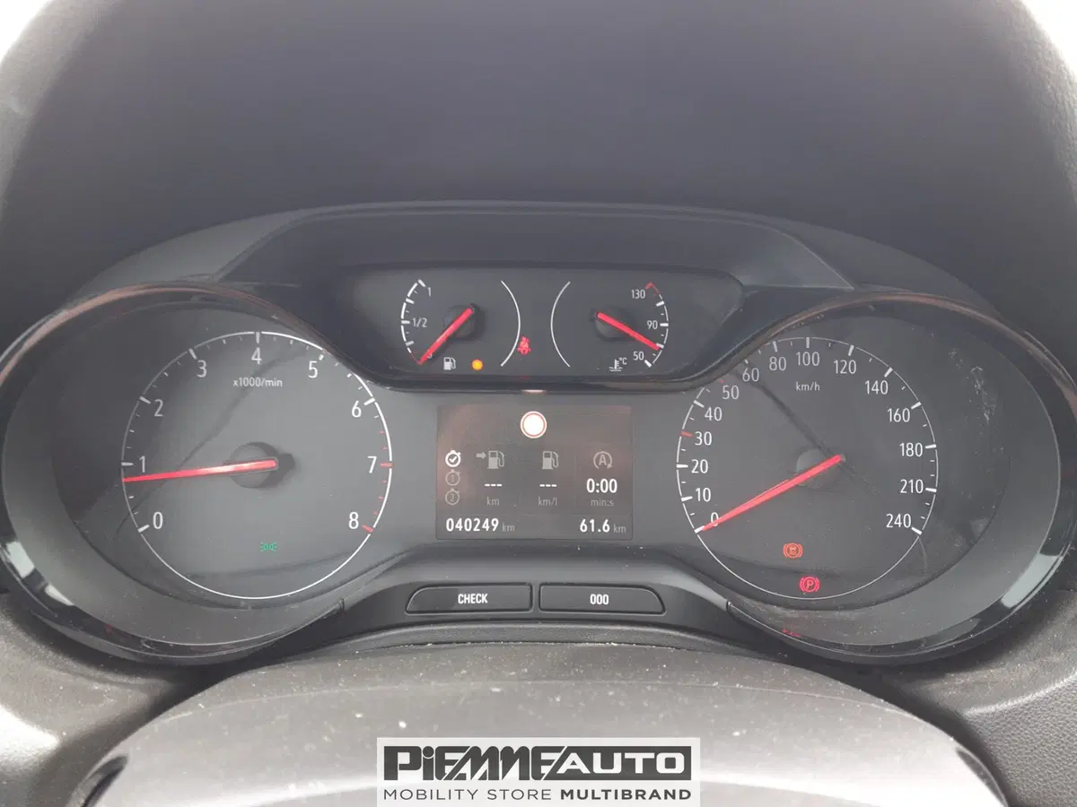 Opel Grandland X usata a Parma (14)