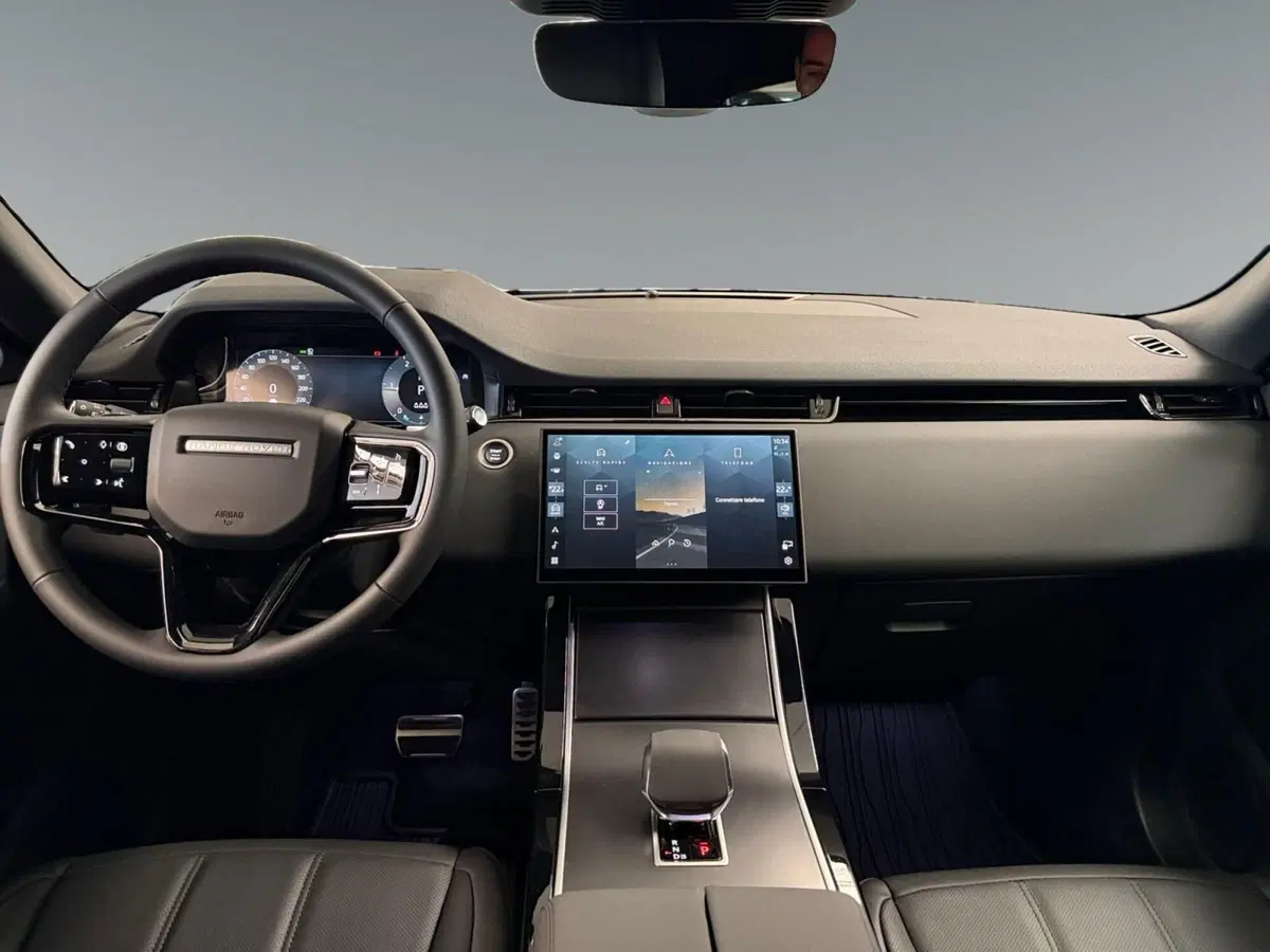 Land Rover Range Rover Evoque nuova a Trento (4)