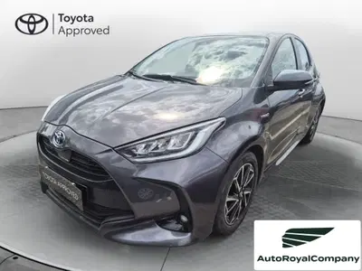 Toyota Yaris 1.5 Hybrid 5 porte Trend del 2021 usata a Roma