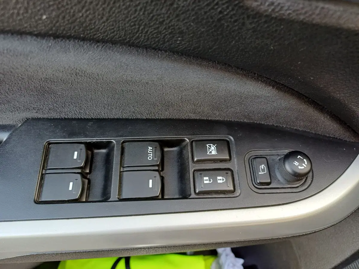 Suzuki Vitara usata a Modena (16)