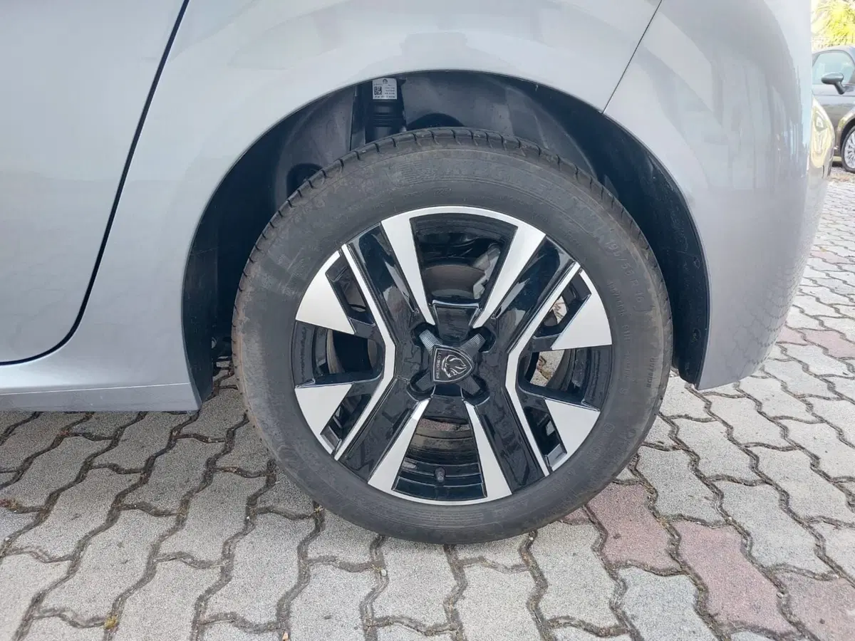 Peugeot 208 usata a Pavia (14)