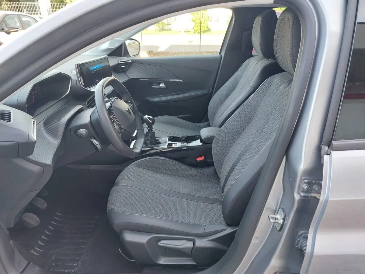 Peugeot 208 usata a Pavia (3)