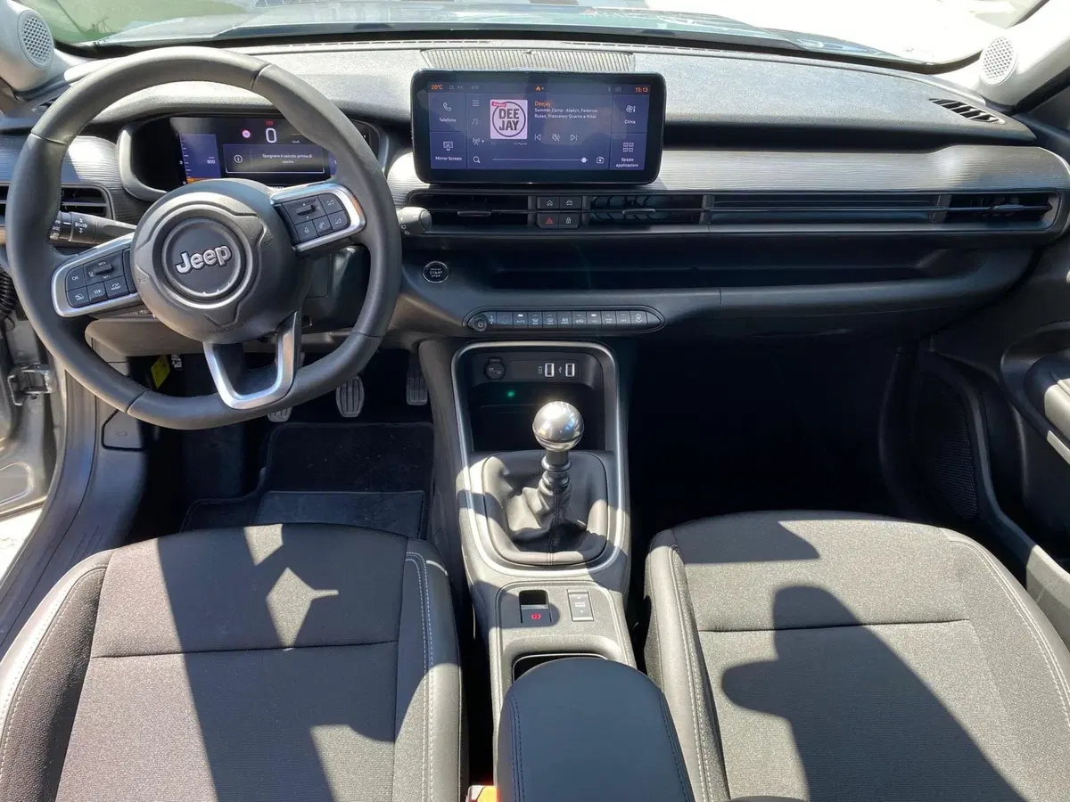 Jeep Avenger usata a Milano (12)