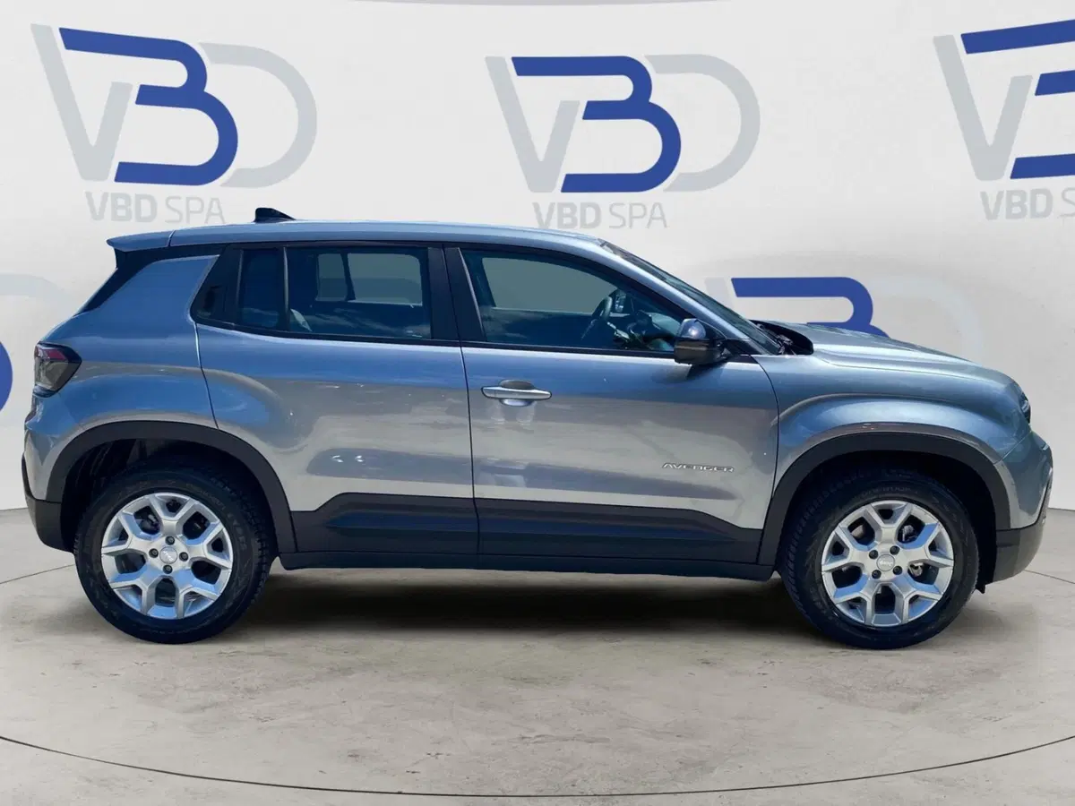 Jeep Avenger usata a Milano (6)