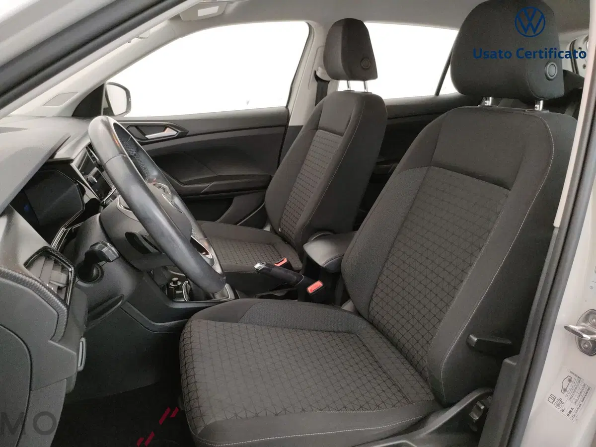 Volkswagen T-Cross usata a Varese (11)