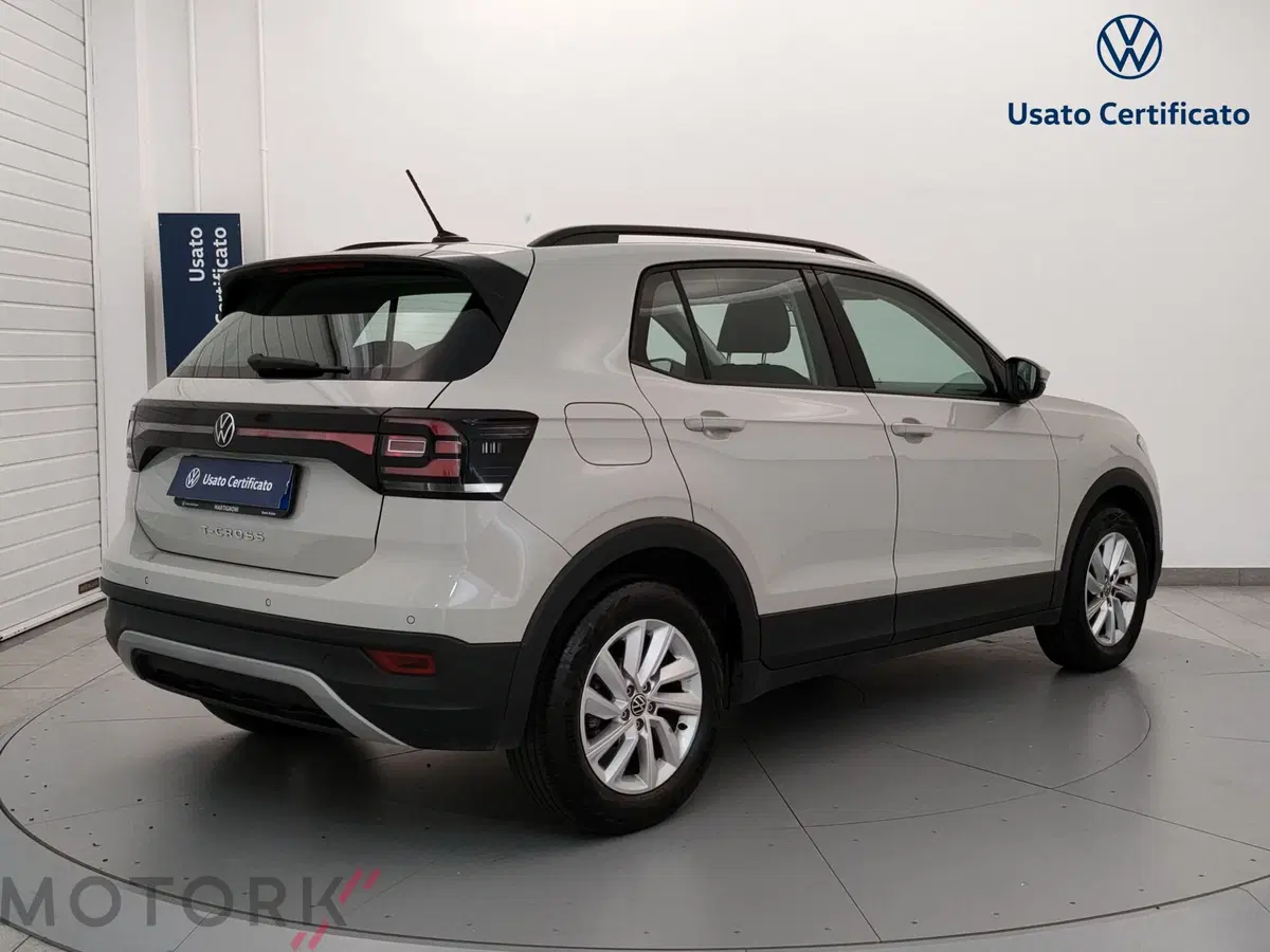 Volkswagen T-Cross usata a Varese (5)