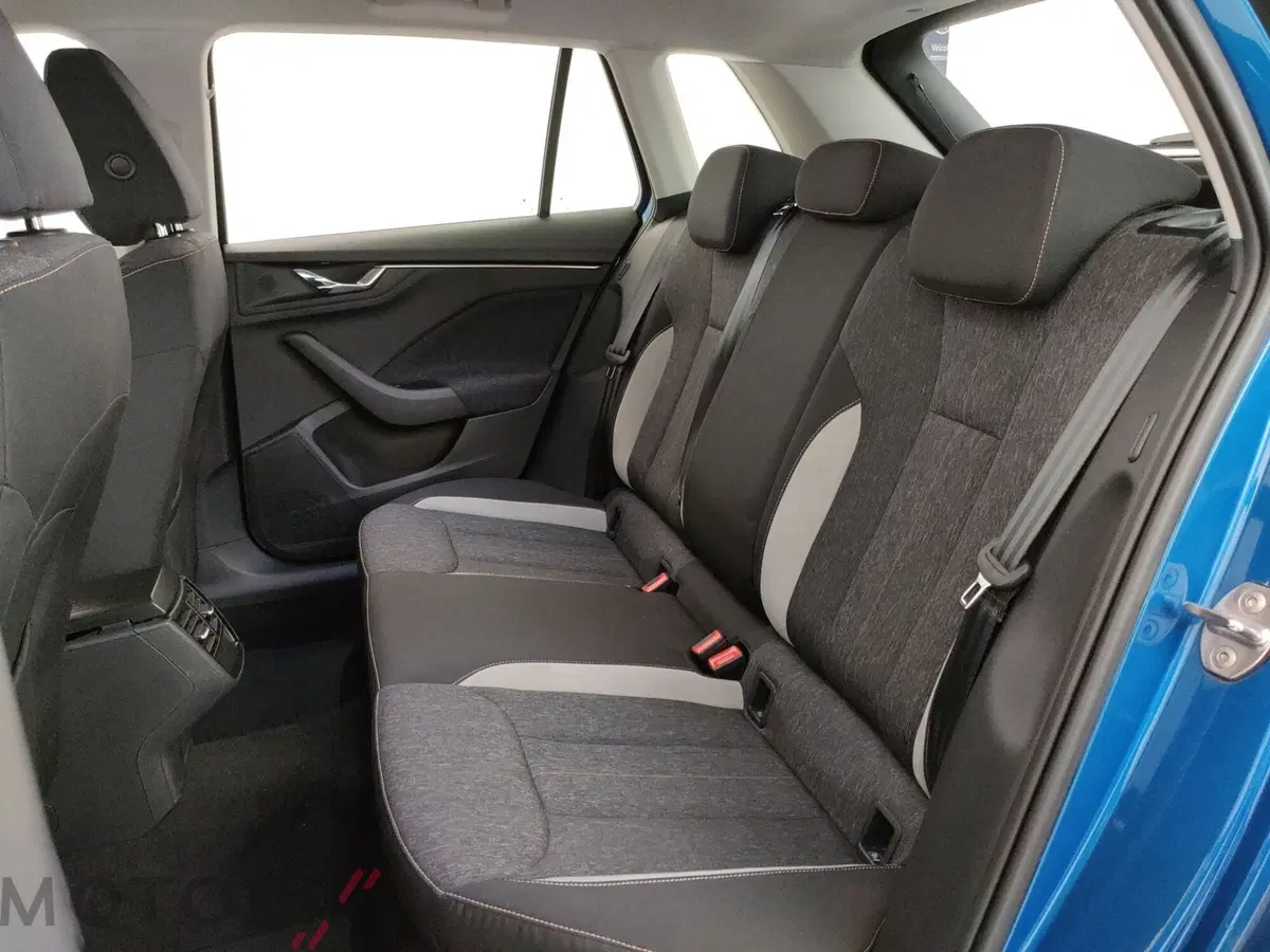 Skoda Kamiq usata a Varese (10)