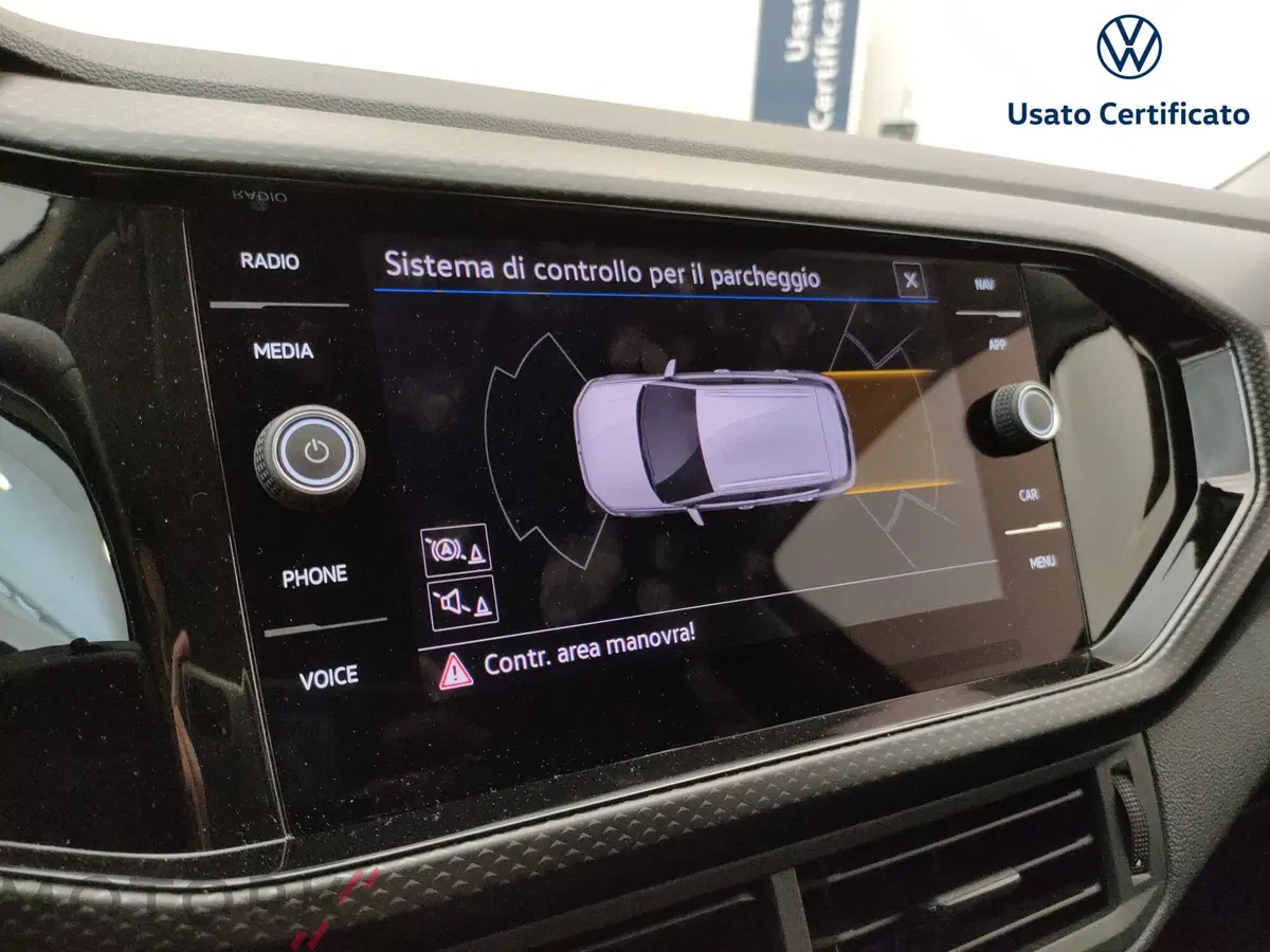 Volkswagen T-Cross usata a Varese (16)