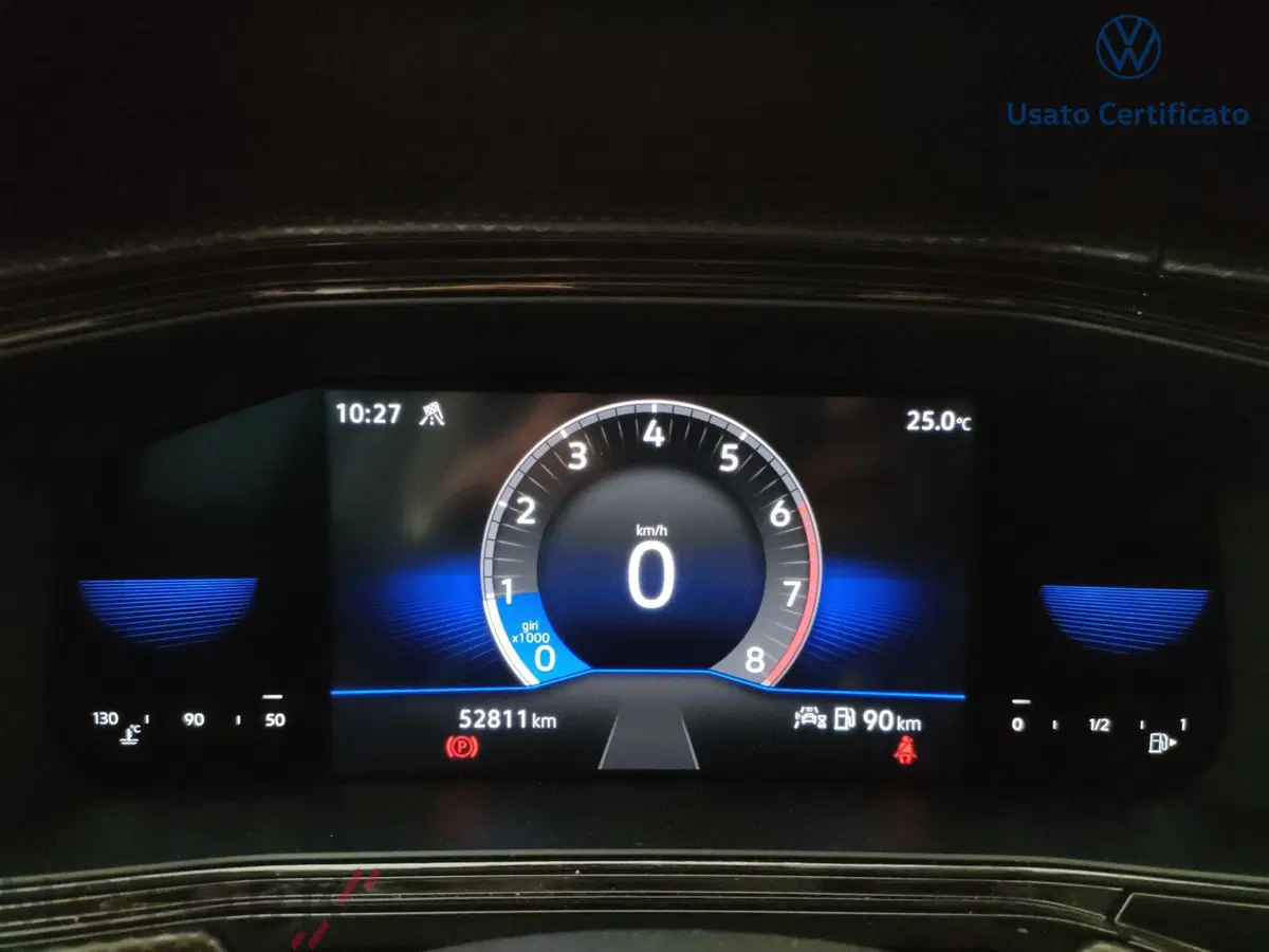 Volkswagen T-Cross usata a Varese (18)