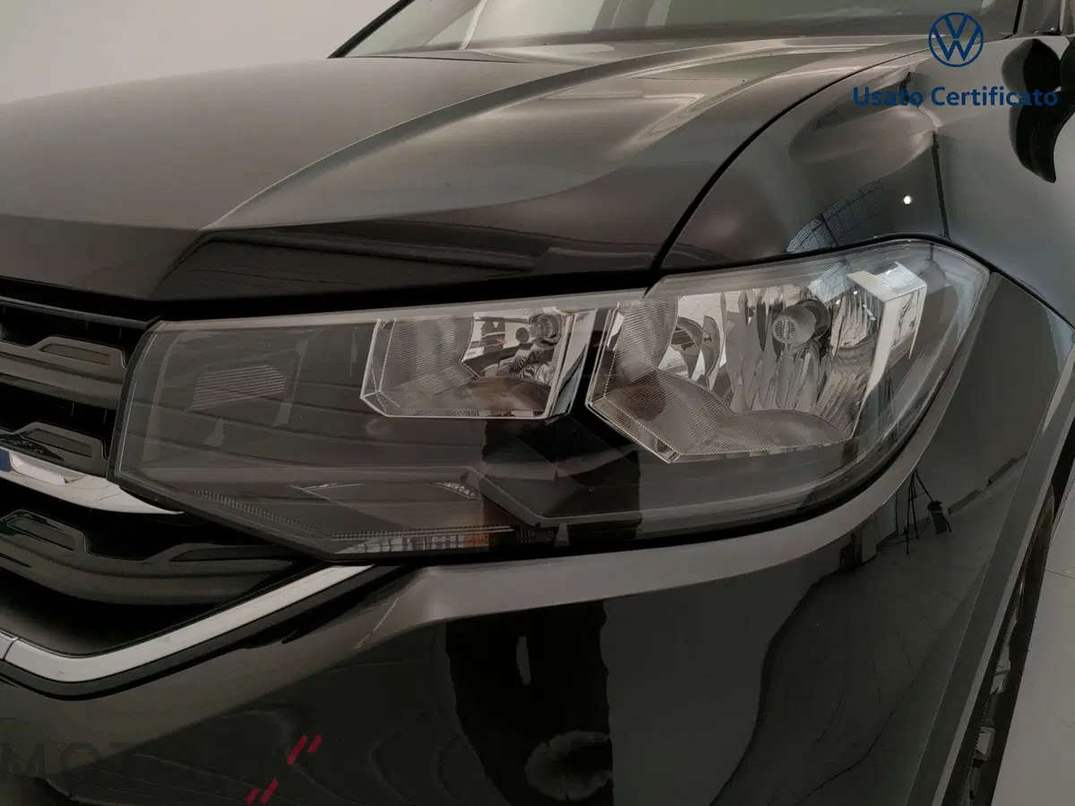 Volkswagen T-Cross usata a Varese (7)