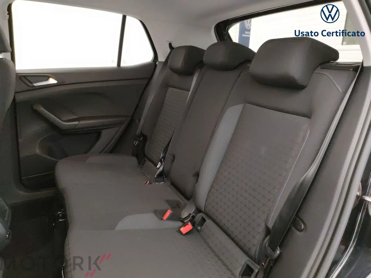 Volkswagen T-Cross usata a Varese (9)