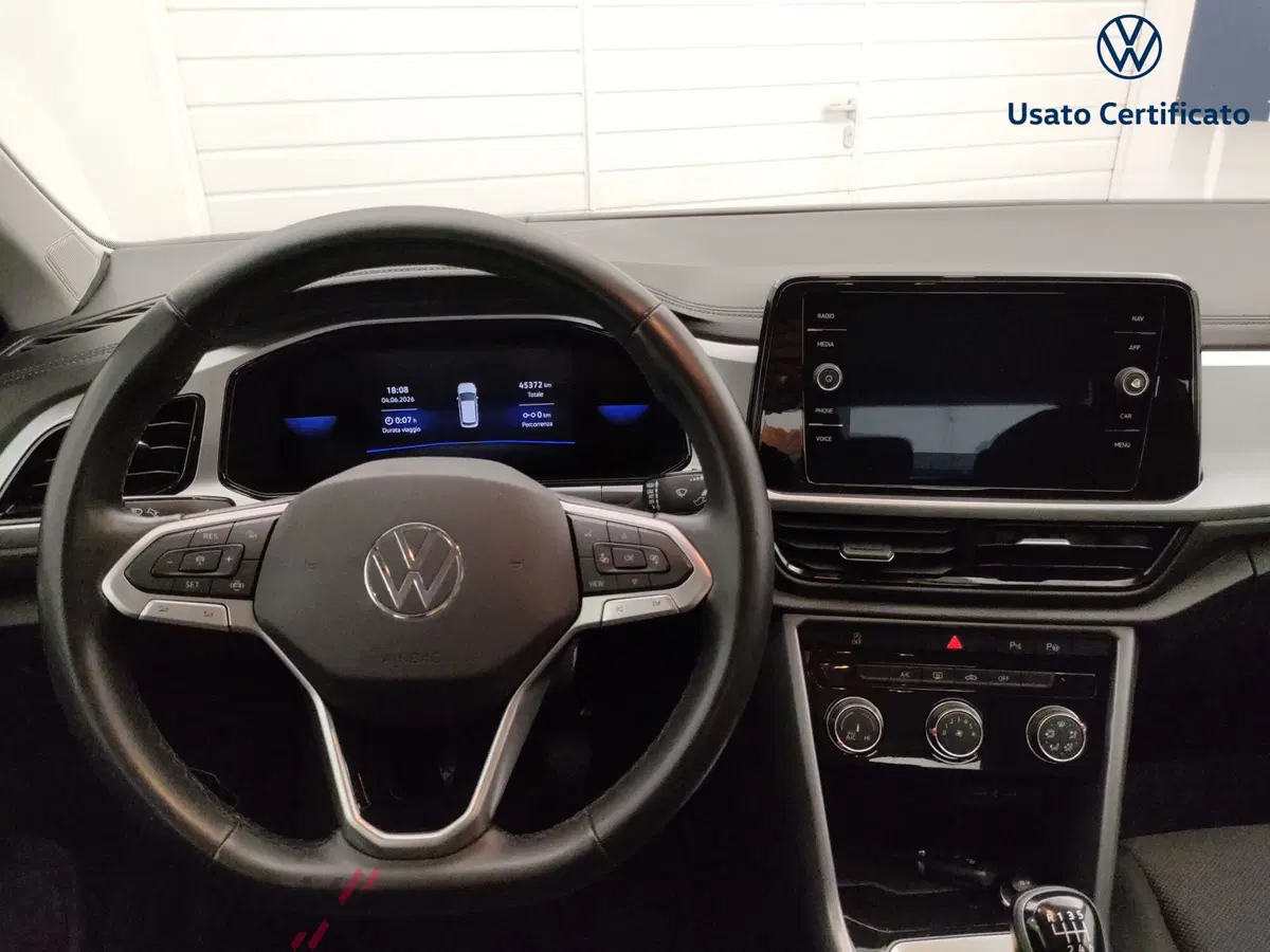 Volkswagen T-Roc usata a Varese (12)