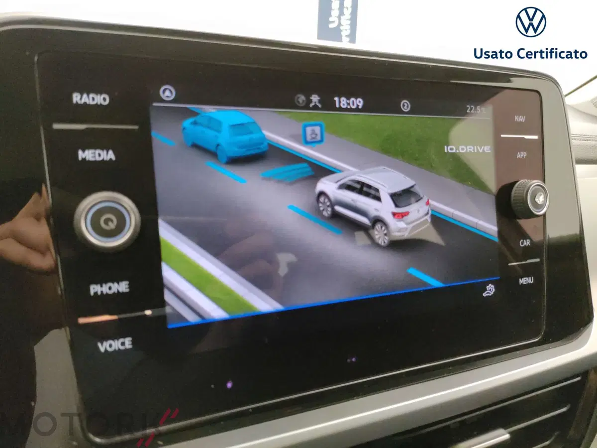 Volkswagen T-Roc usata a Varese (15)