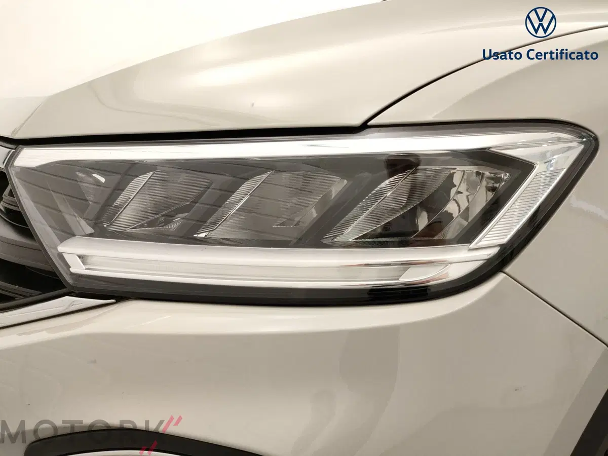 Volkswagen T-Roc usata a Varese (7)