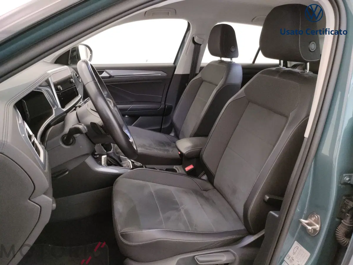 Volkswagen T-Roc usata a Varese (11)